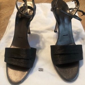 VINTAGE 90s Vera Wang Brand New Women’s Dark Green/Gold Dress Sandals size 35.5